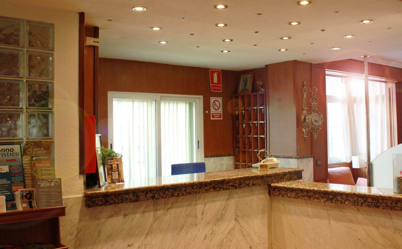 hotel barato en Úbeda, alojamiento económico en Úbeda, hotel económico en Úbeda, hotel con buena relación calidad-precio en Úbeda, hoteles en Úbeda baratos, dónde dormir barato en Úbeda, hotel 2 estrellas en Úbeda, alojamiento asequible en Úbeda, mejor hotel barato en Úbeda, hotel en Úbeda cerca del centro histórico, alojamiento con WiFi gratuito en Úbeda, hotel en Úbeda con desayuno incluido, dónde hospedarse en Úbeda barato, hoteles con encanto en Úbeda baratos, hotel con parking en Úbeda, hotel en Úbeda para parejas barato, hotel familiar en Úbeda a buen precio, hotel en Úbeda cerca de Baeza, dónde dormir en Úbeda barato, escapada económica a Úbeda y Baeza, turismo barato en Úbeda, hoteles cerca de la Sacra Capilla del Salvador, alojamiento económico en Úbeda para turismo rural, hoteles económicos en Jaén y Úbeda, reserva hotel barato en Úbeda, hotel en Úbeda al mejor precio, ofertas de hotel en Úbeda, hotel con descuento en Úbeda, reservar alojamiento en Úbeda económico, hotel la paz, hotel la paz ubeda, la paz ubeda, pension la paz ubeda, hotel para grupos en Úbeda, alojamiento para grupos en Úbeda, hotel en Úbeda para excursiones, hotel para colegios en Úbeda, hotel para asociaciones en Úbeda, hotel en Úbeda para equipos deportivos, hotel con capacidad para grupos en Úbeda, hotel económico para grupos en Úbeda, reservar hotel para grupos en Úbeda, descuentos para grupos en hoteles de Úbeda, descuentos para agencias en hoteles de Úbeda, hotel agencias de viaje en Úbeda y Baeza